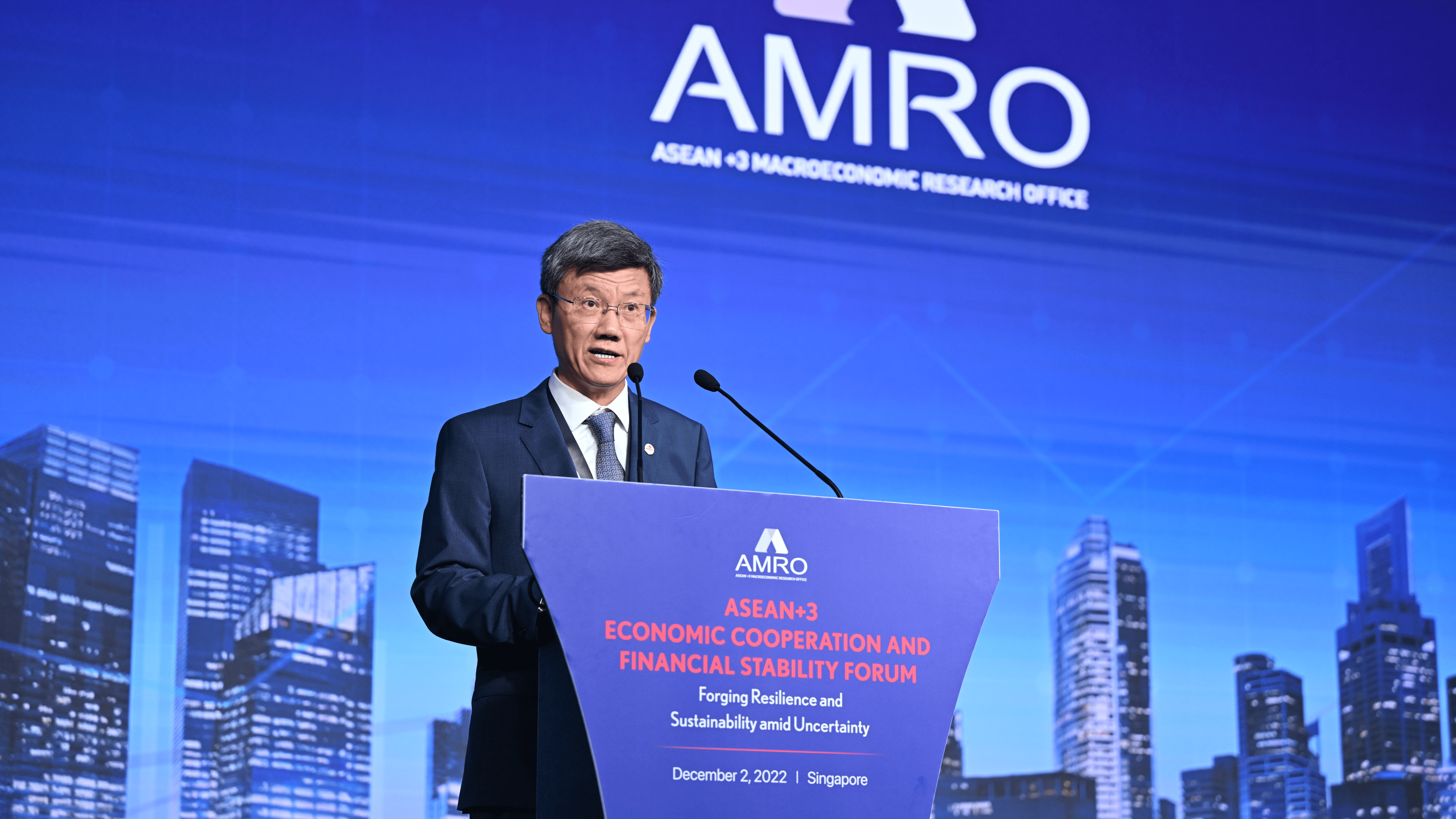 Read more about the article Opening address by AMRO Director Kouqing Li at the AMRO Forum 2022