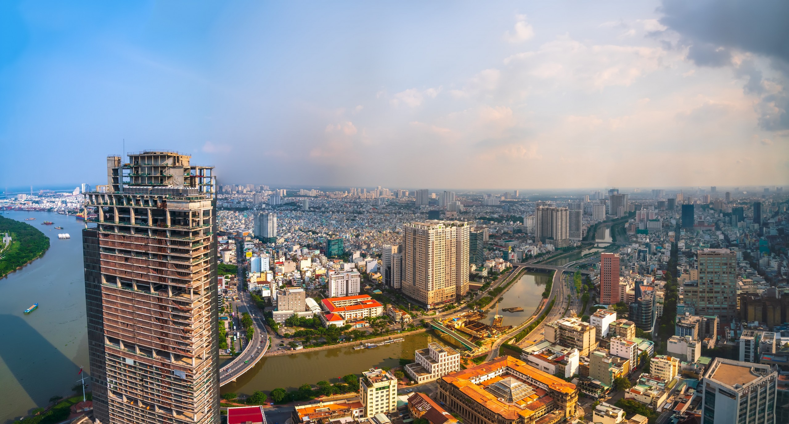 Read more about the article Raising Sovereign Credit Rating: A Key to Vietnam’s Growth