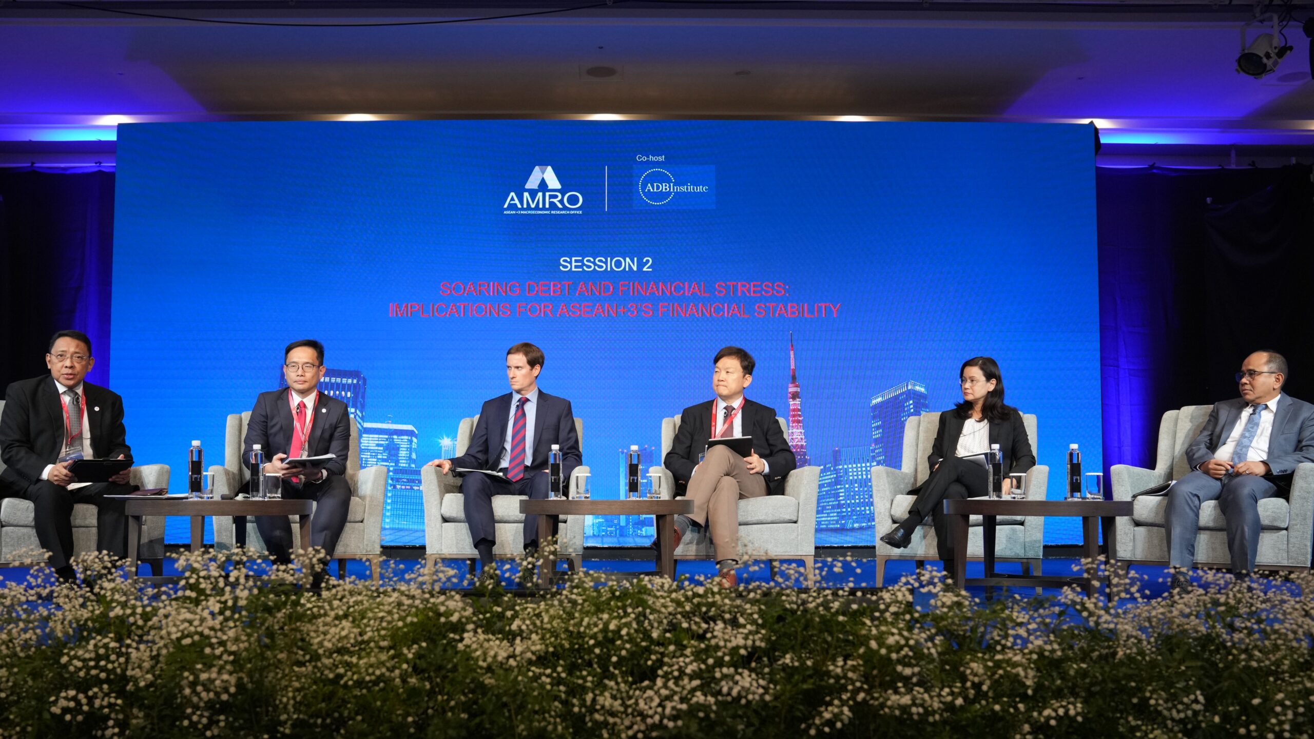 Read more about the article Watch Replay of AMRO Forum 2023 Panel Discussion Soaring Debt and Financial Stress: Implications for ASEAN+3’s Financial Stability